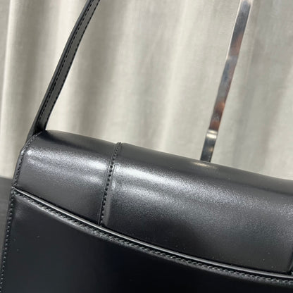 카타 / 발렌시아가 크로스백