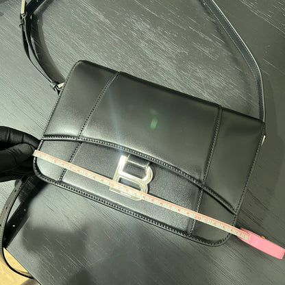 카타 / 발렌시아가 크로스백