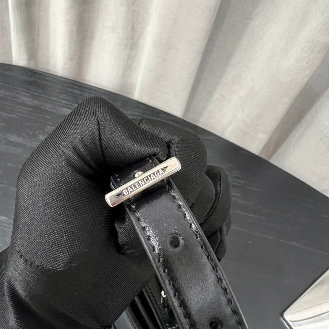 카타 / 발렌시아가 크로스백