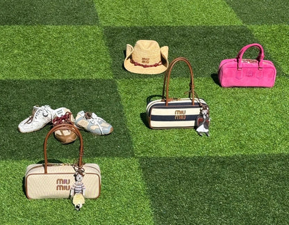 카타 / 미우미우 핸드백