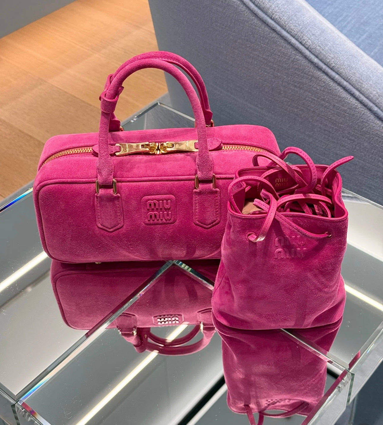 카타 / 미우미우 핸드백