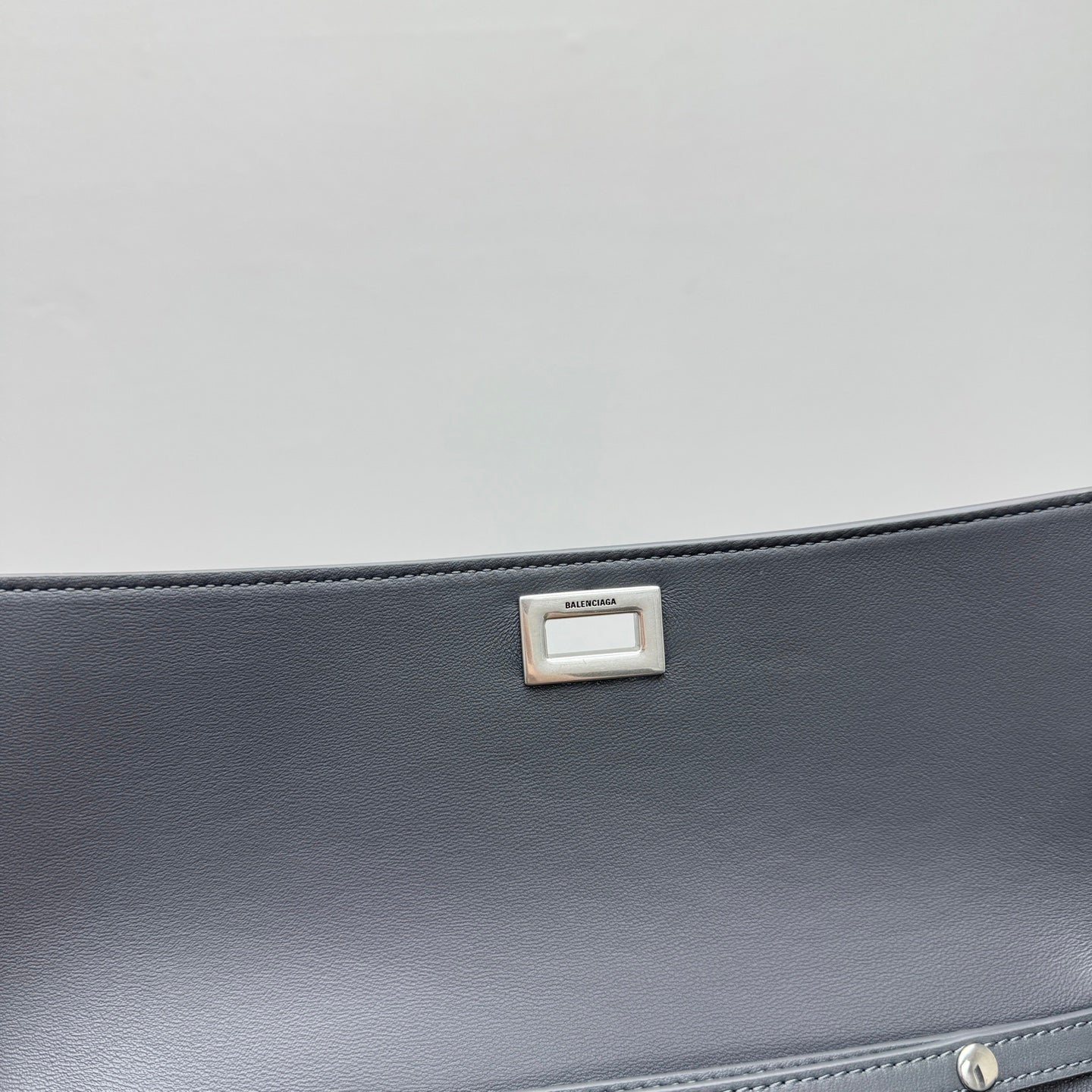 카타 / 발렌시아가  핸드백