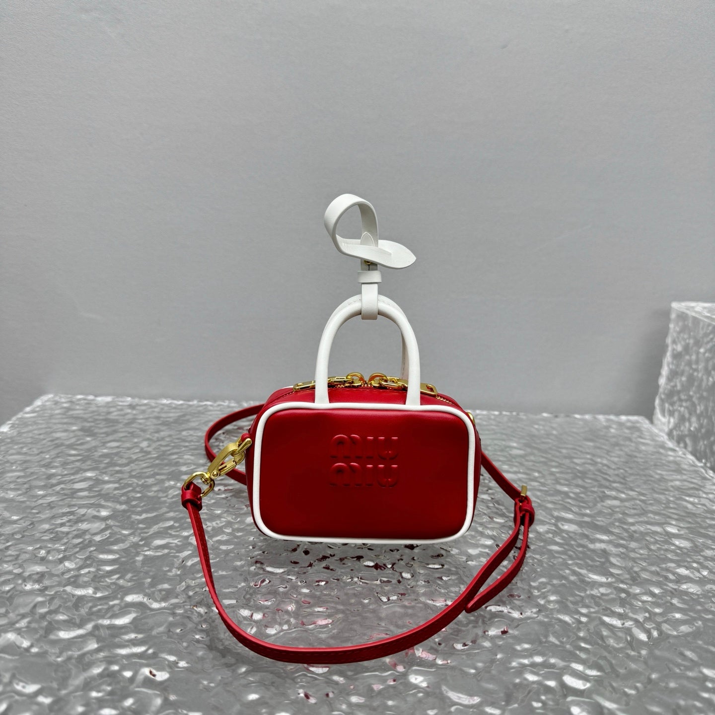 카타 / 미우미우 초미니 서류가방