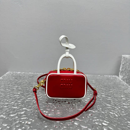 카타 / 미우미우 초미니 서류가방