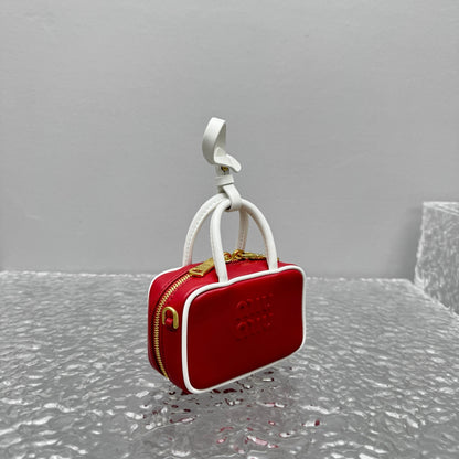 카타 / 미우미우 초미니 서류가방