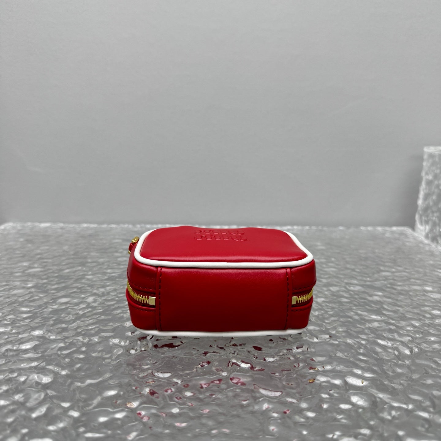 카타 / 미우미우 초미니 서류가방