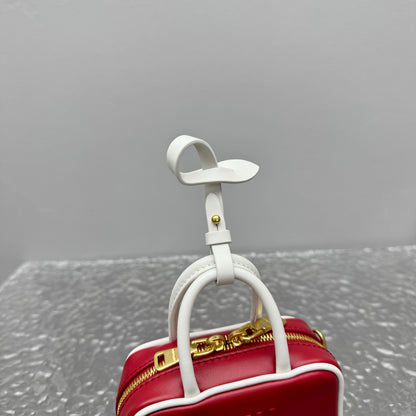 카타 / 미우미우 초미니 서류가방