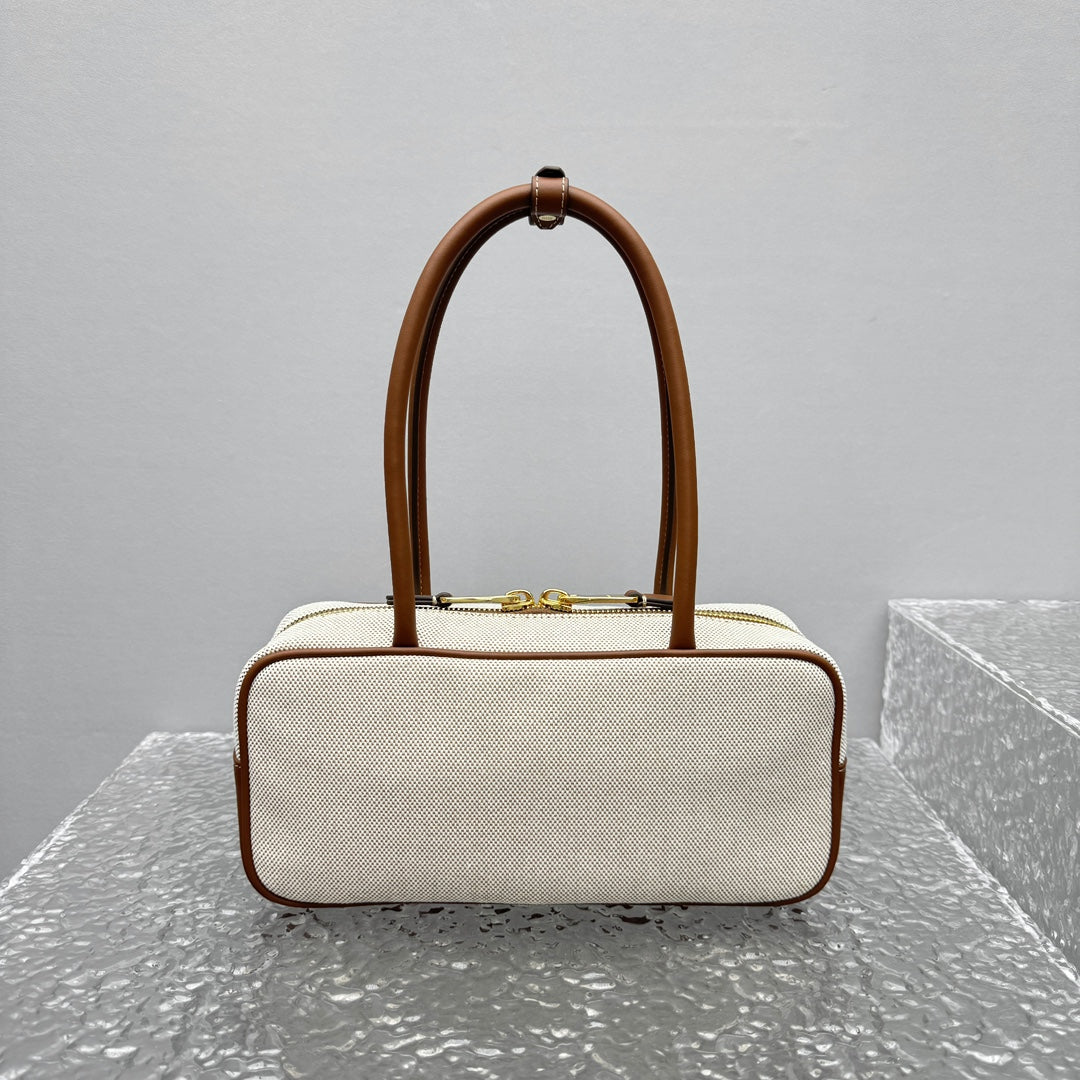 카타 / 미우미우 신형 캔버스 볼링백