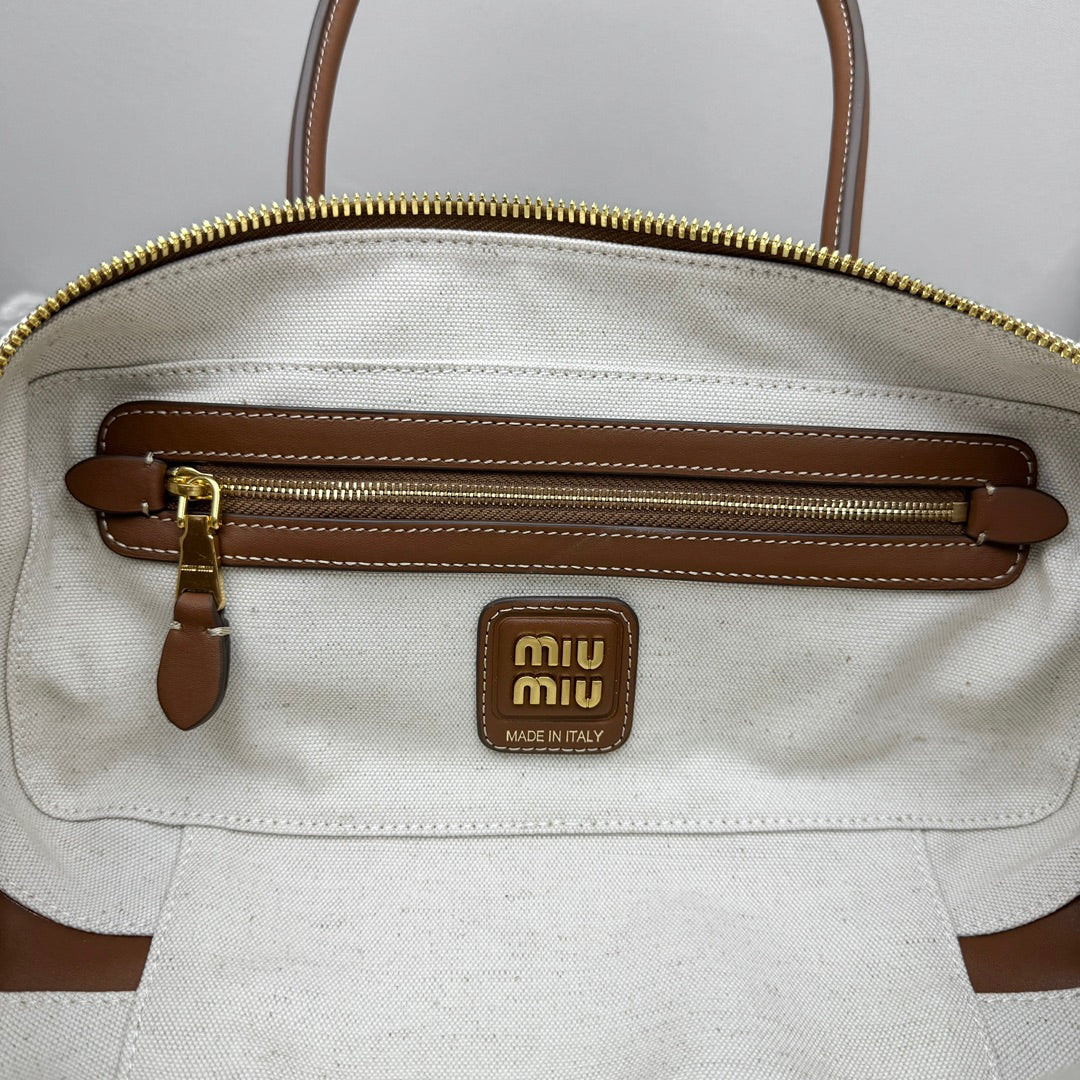 카타 / 미우미우 신형 캔버스 볼링백