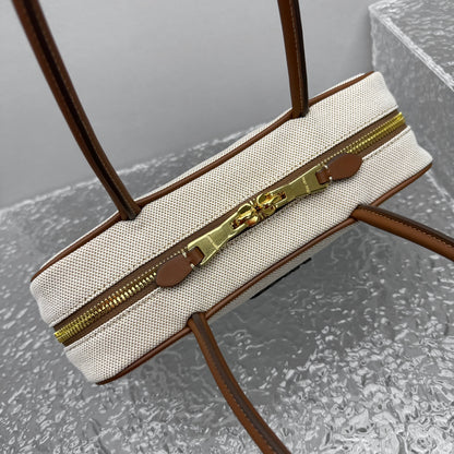 카타 / 미우미우 신형 캔버스 볼링백