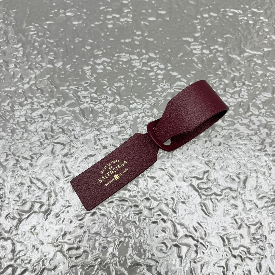 카타 / 발렌시아가 볼링 백