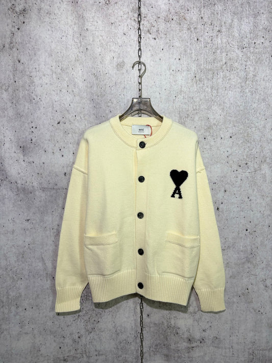 체인2호 / 아미 하트 로고 니트 가디건