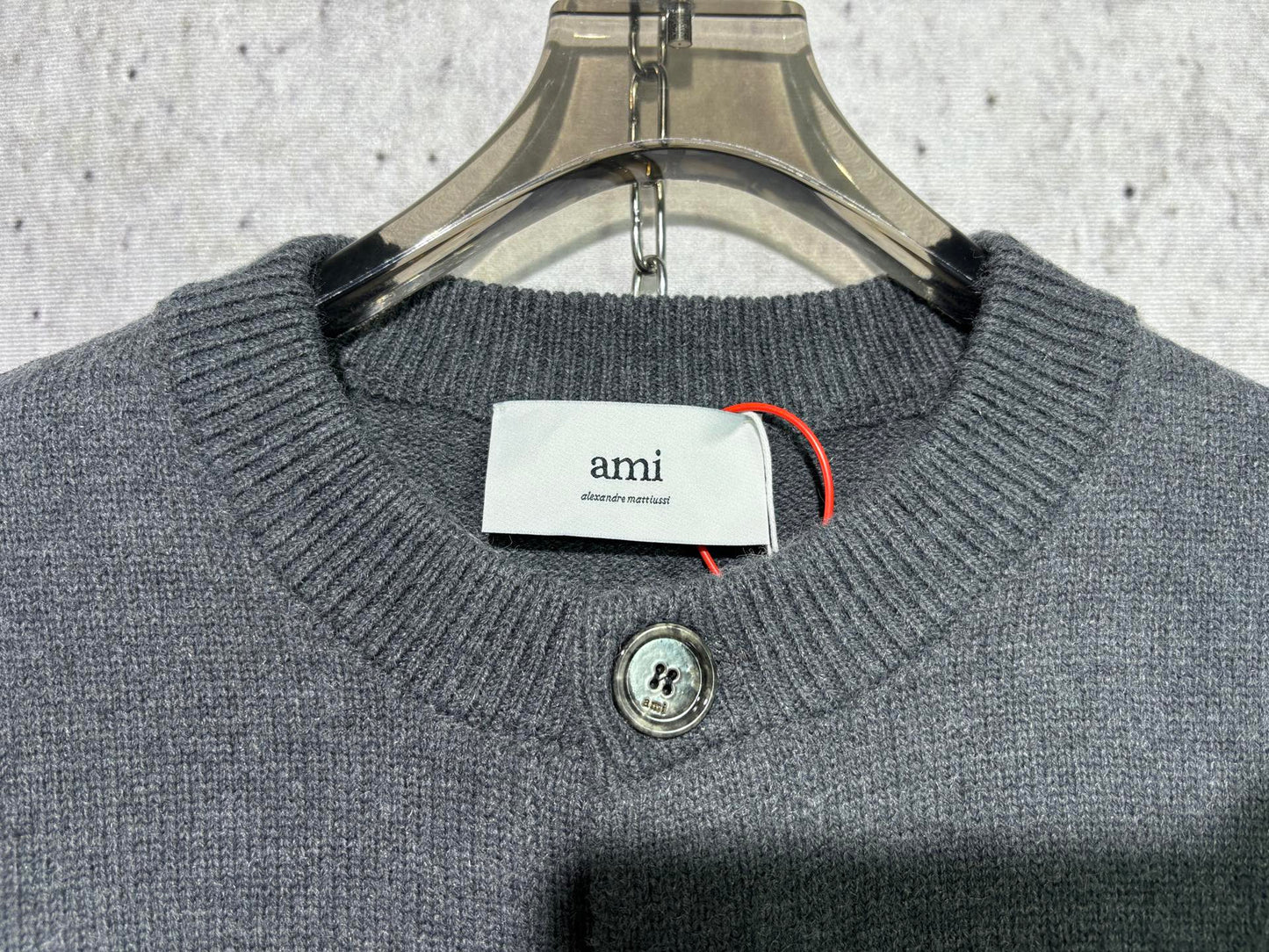 체인2호 / 아미 하트 로고 니트 가디건