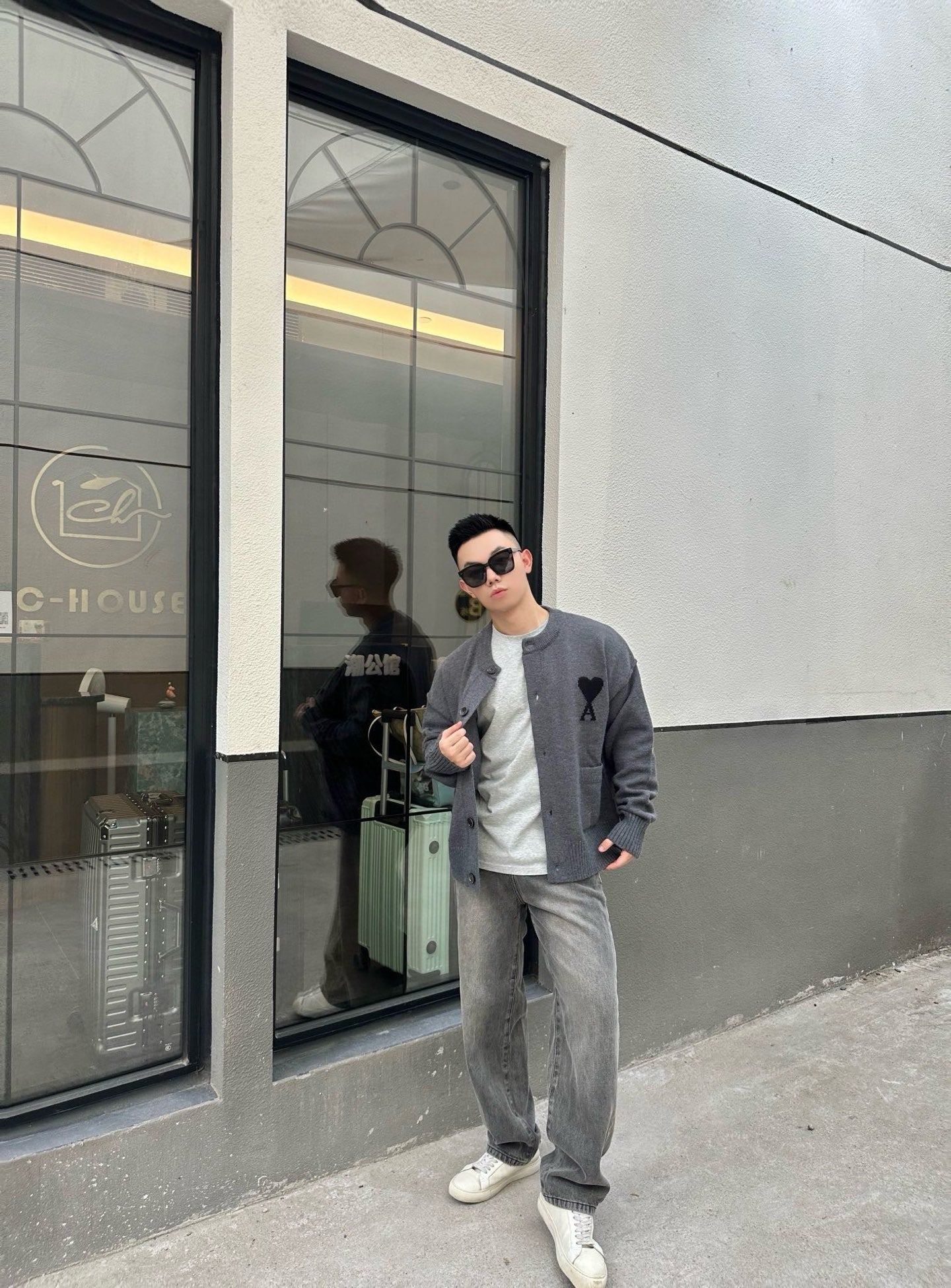 체인2호 / 아미 하트 로고 니트 가디건