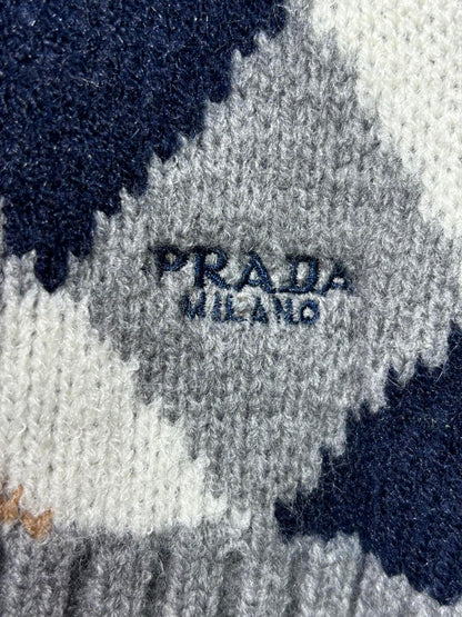 체인2호 / 프라다 라운드넥 니트 가디건