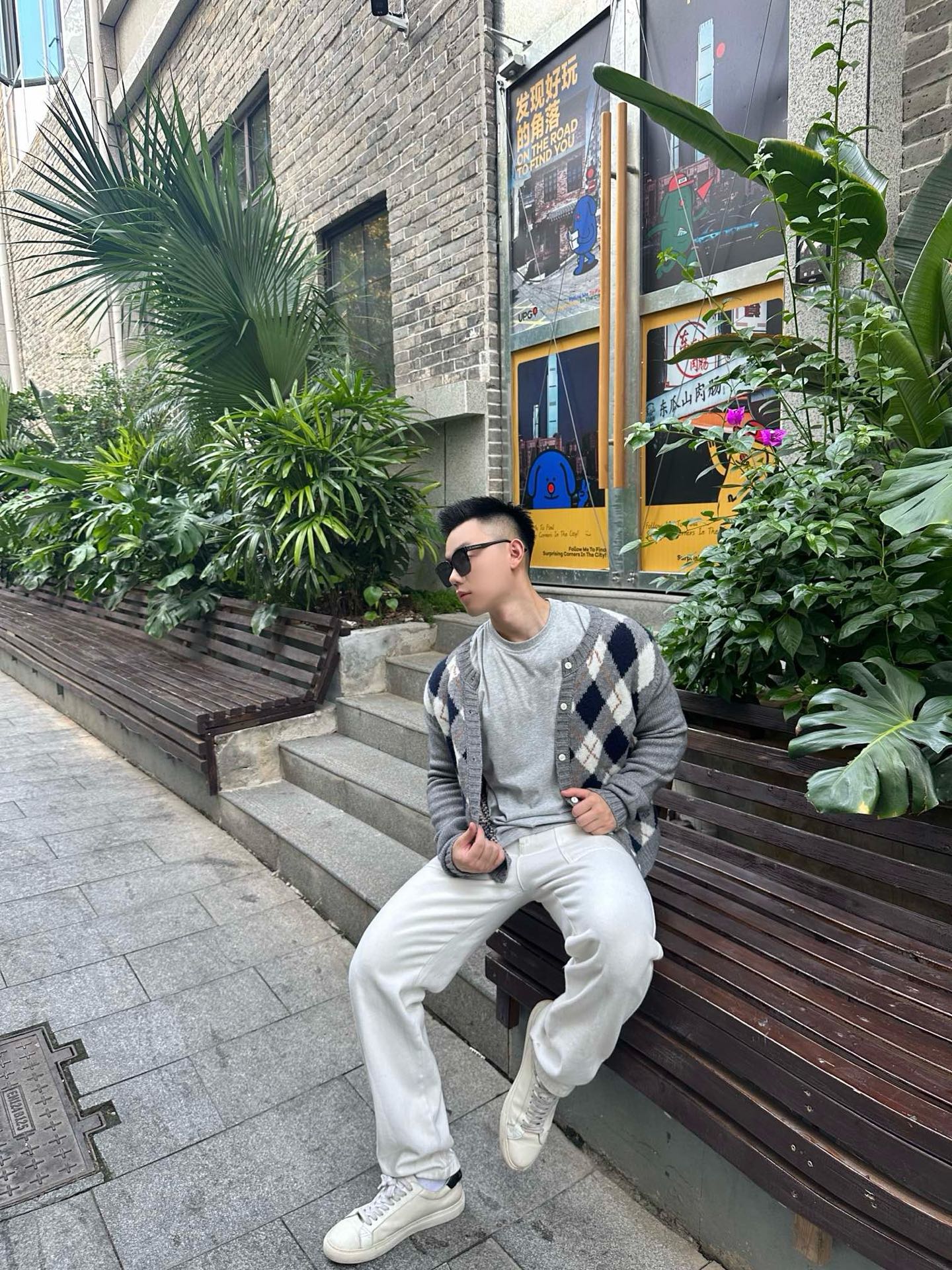 체인2호 / 프라다 라운드넥 니트 가디건