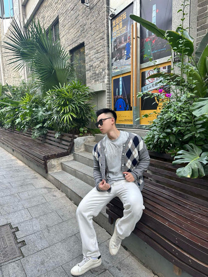 체인2호 / 프라다 라운드넥 니트 가디건