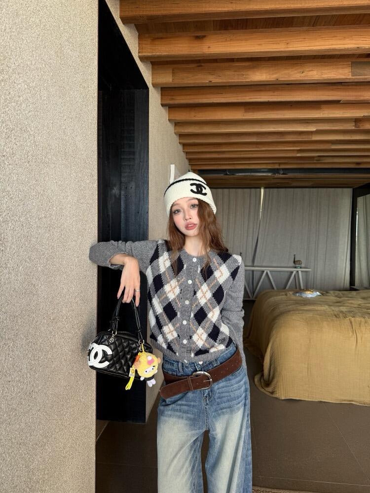 체인2호 / 프라다 라운드넥 니트 가디건