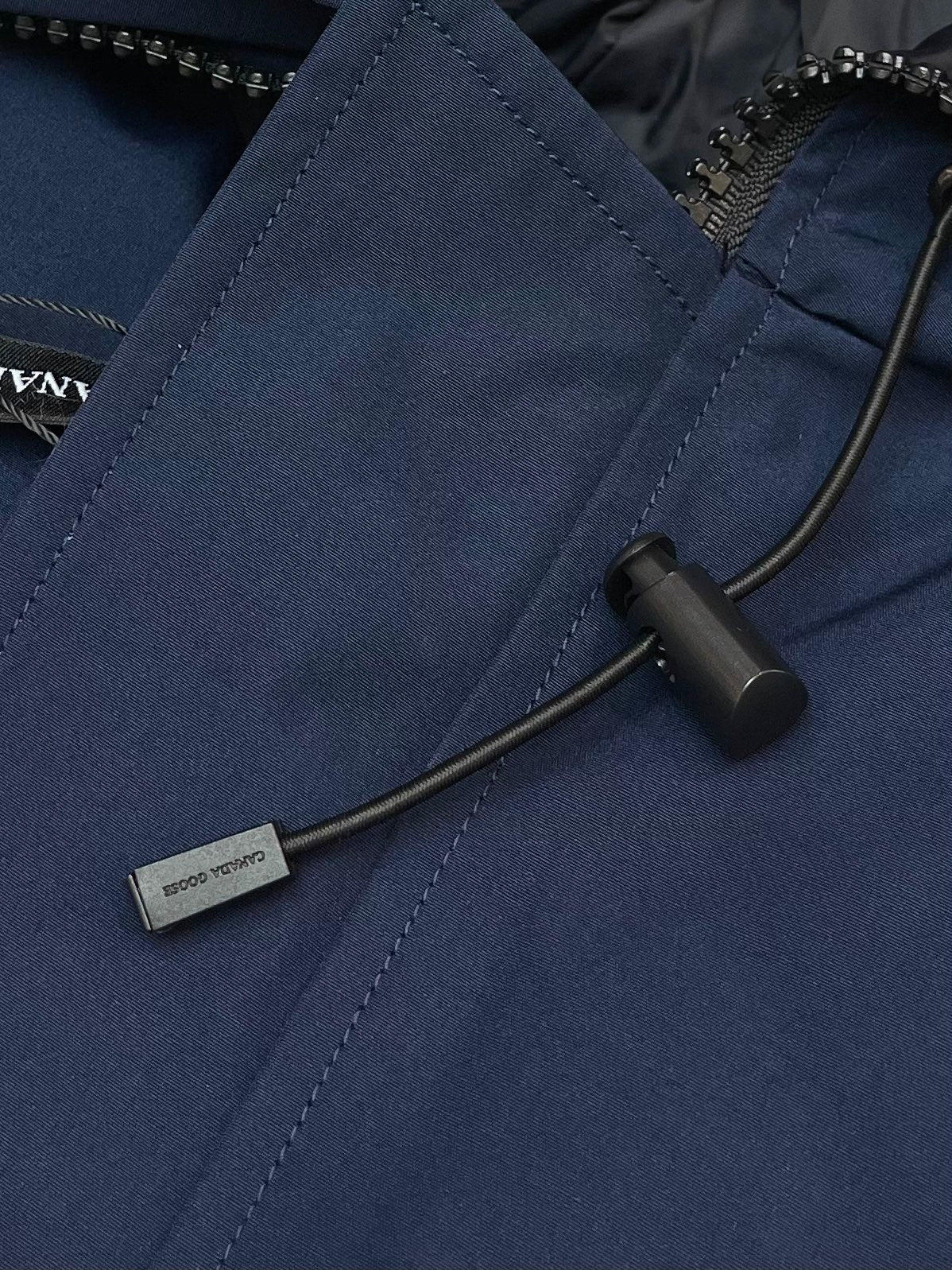 BVG / 캐나다구스 패딩