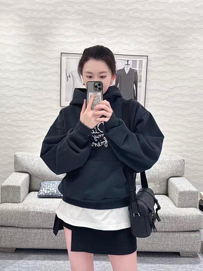 BVG / 디올 후드티