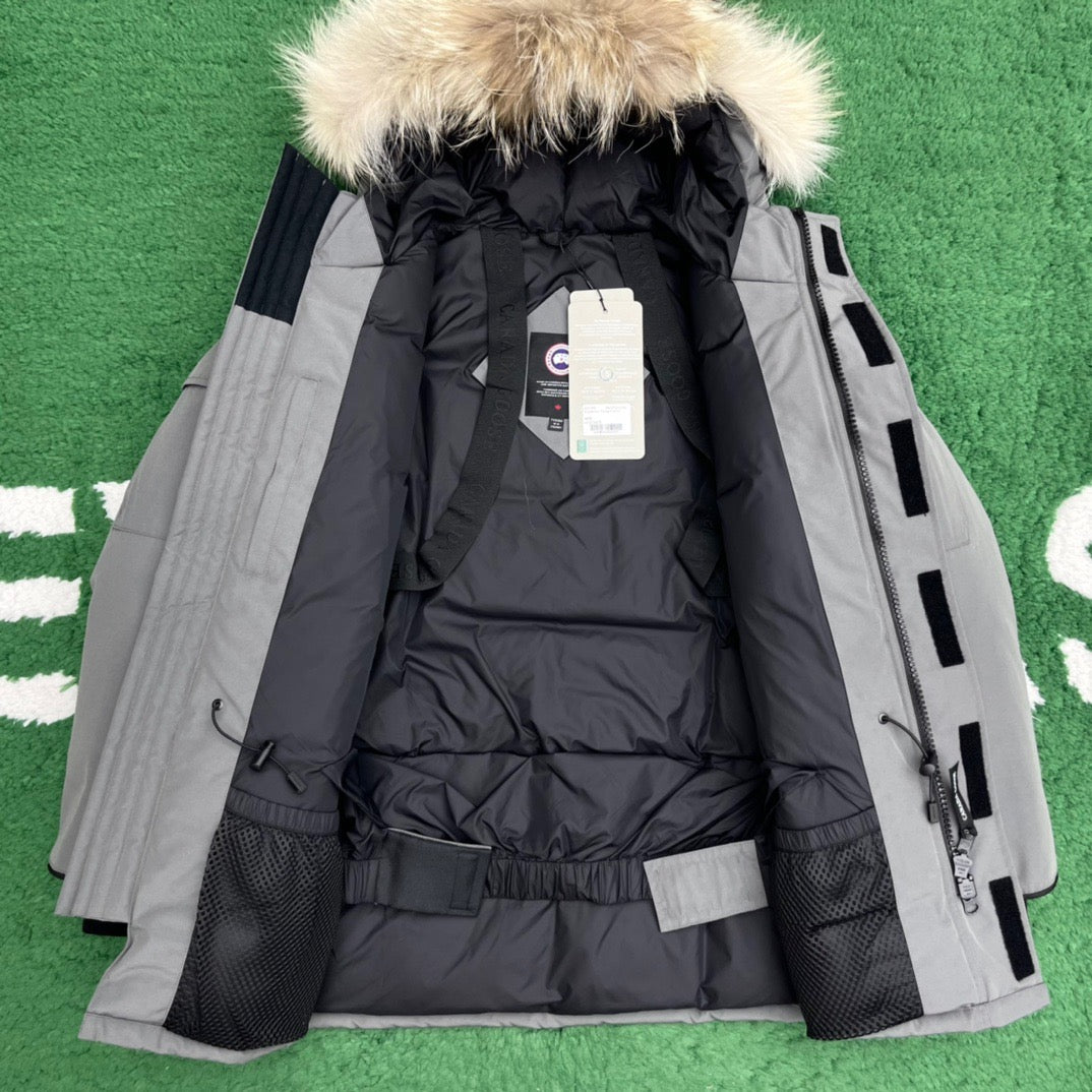 BVG / 캐나다구스 패딩