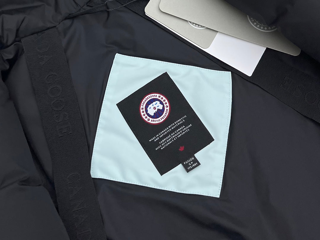 BVG / 캐나다구스 패딩