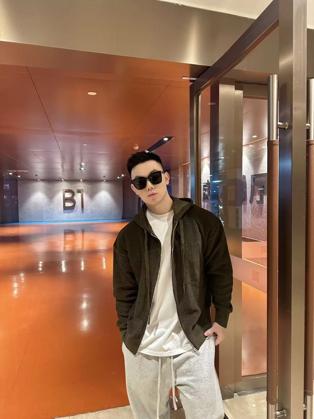 체인1호 / 로에베 후드 지퍼 가디건