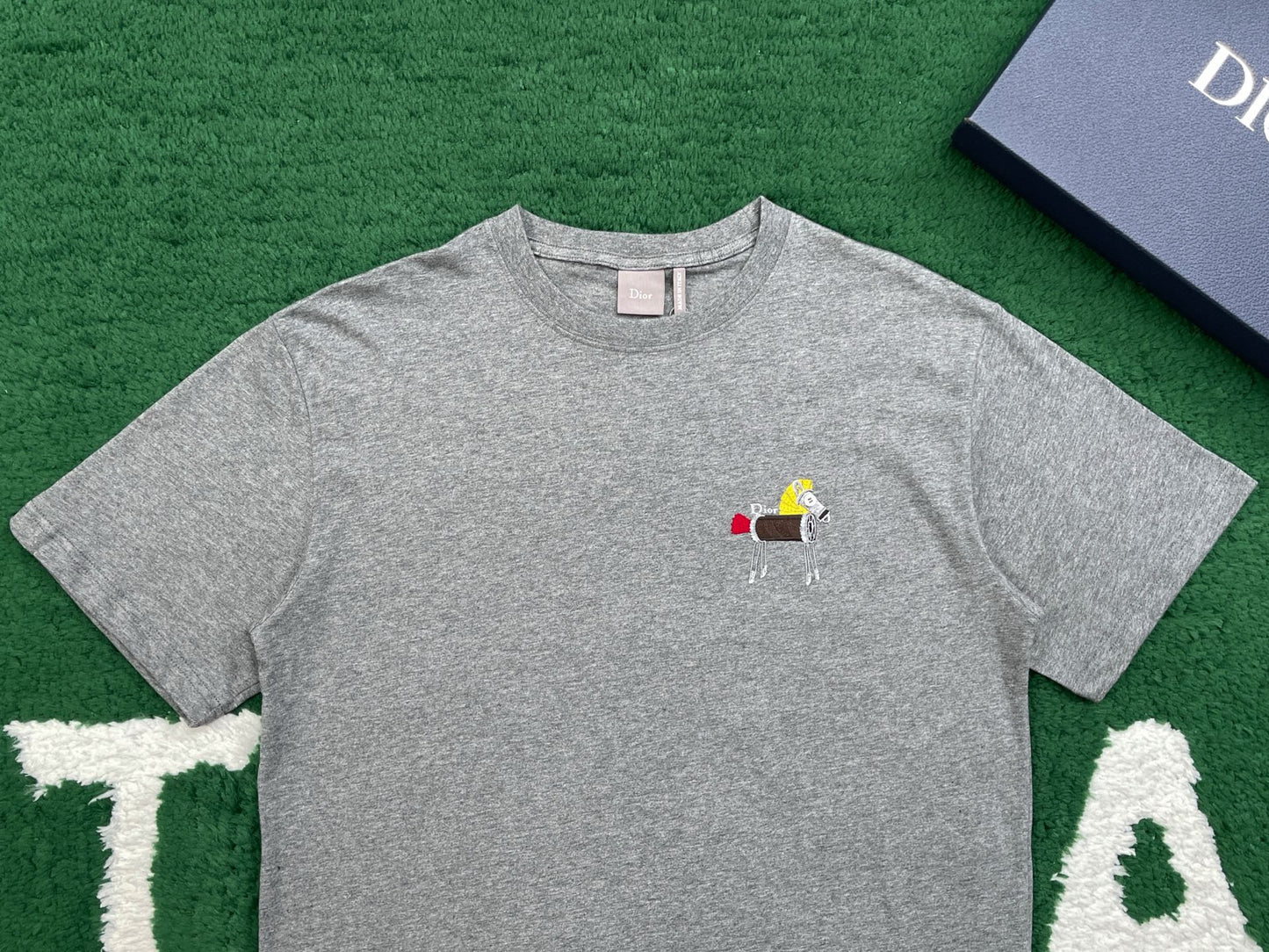 BVG / 펜디 반팔티