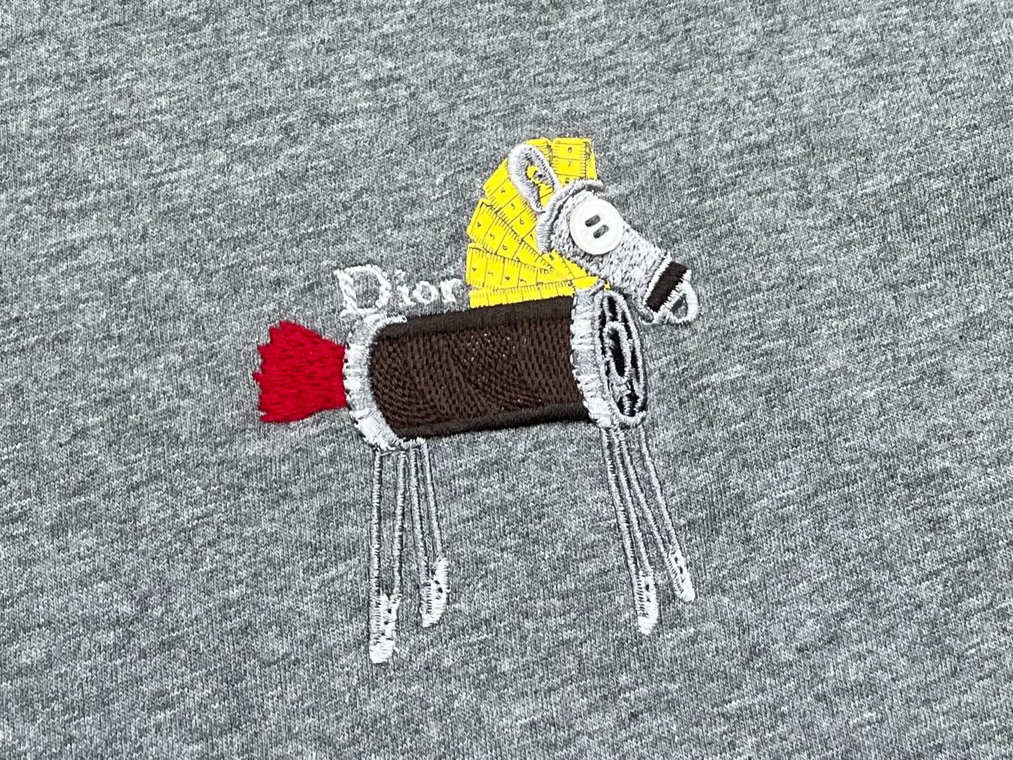 BVG / 펜디 반팔티