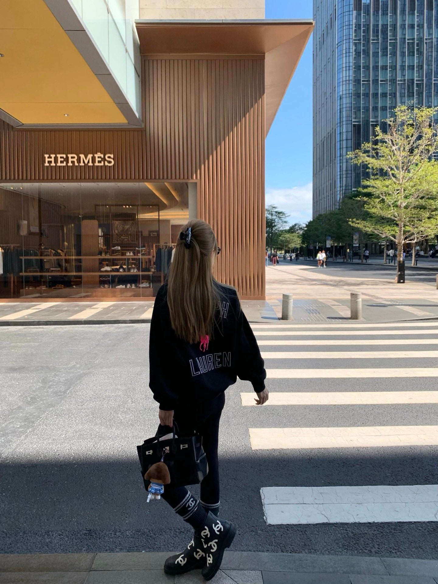 BVG / 폴로 후드티