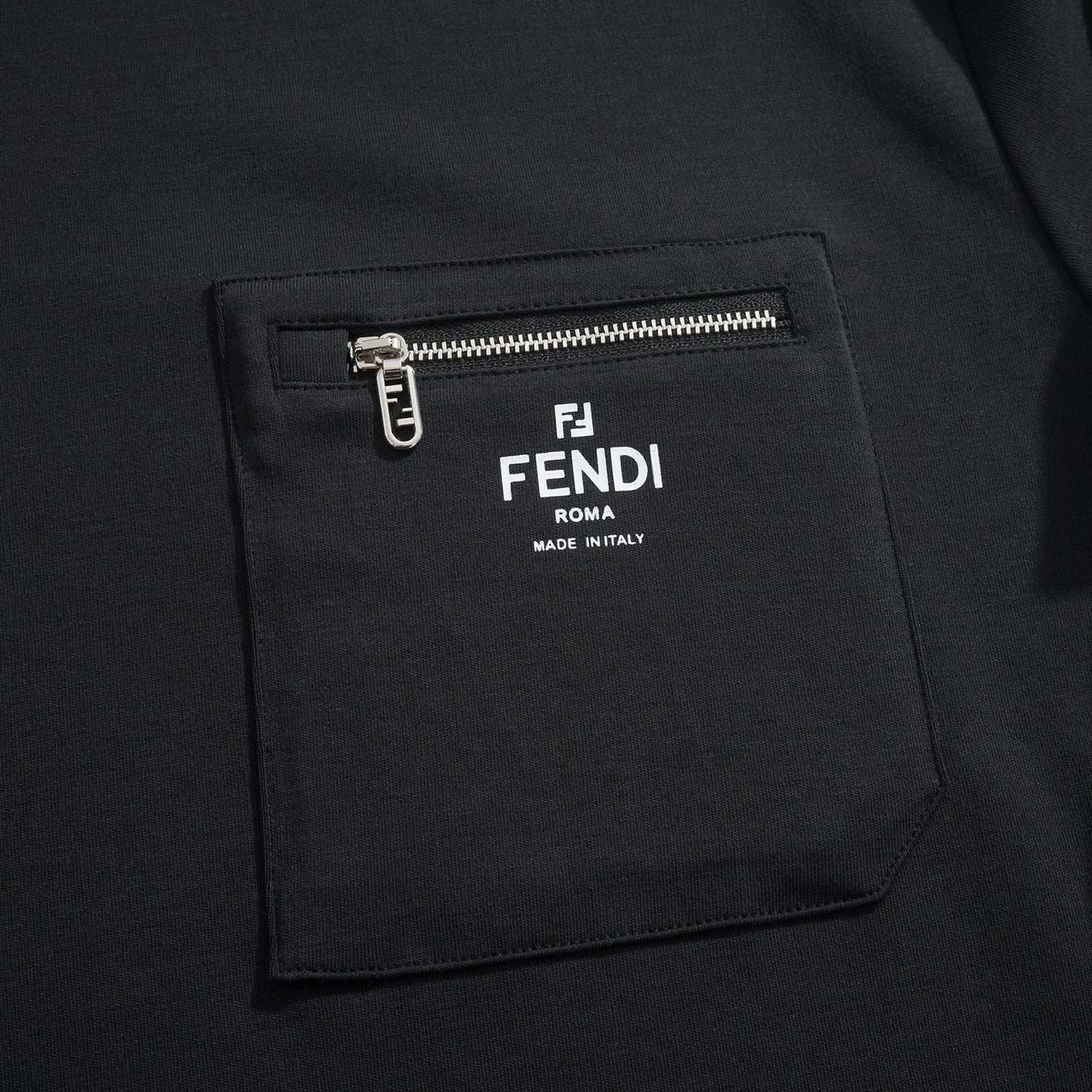 BVG / 펜디 반팔티