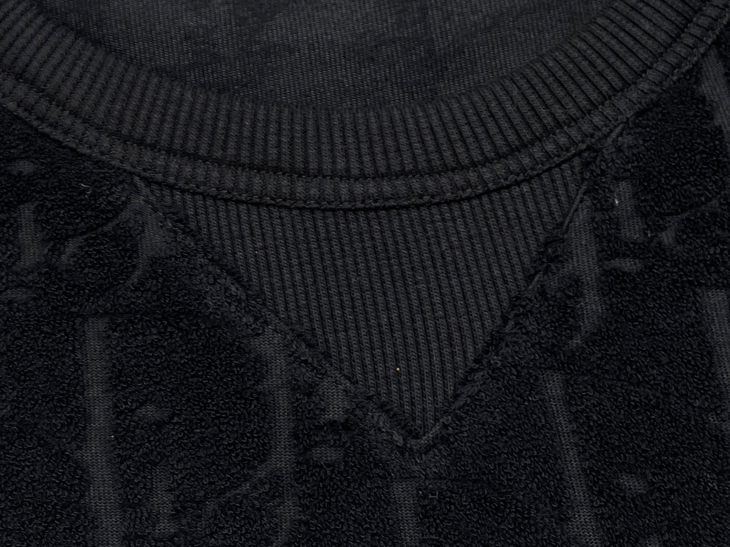 BVG / 디올 반팔티