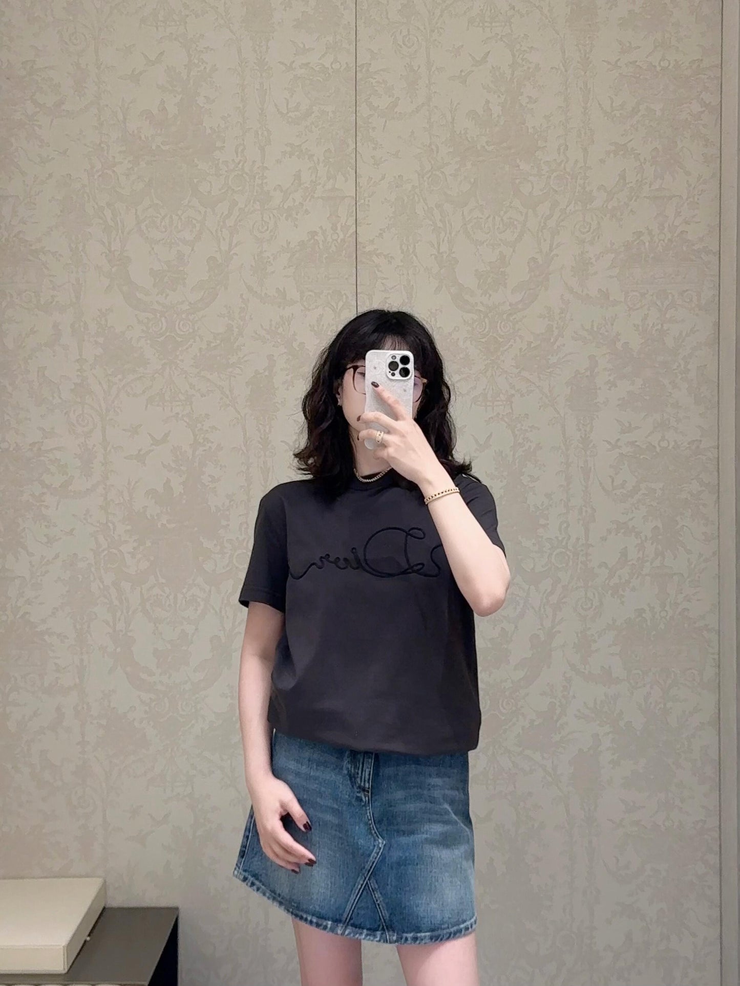 BVG / 디올 반팔티