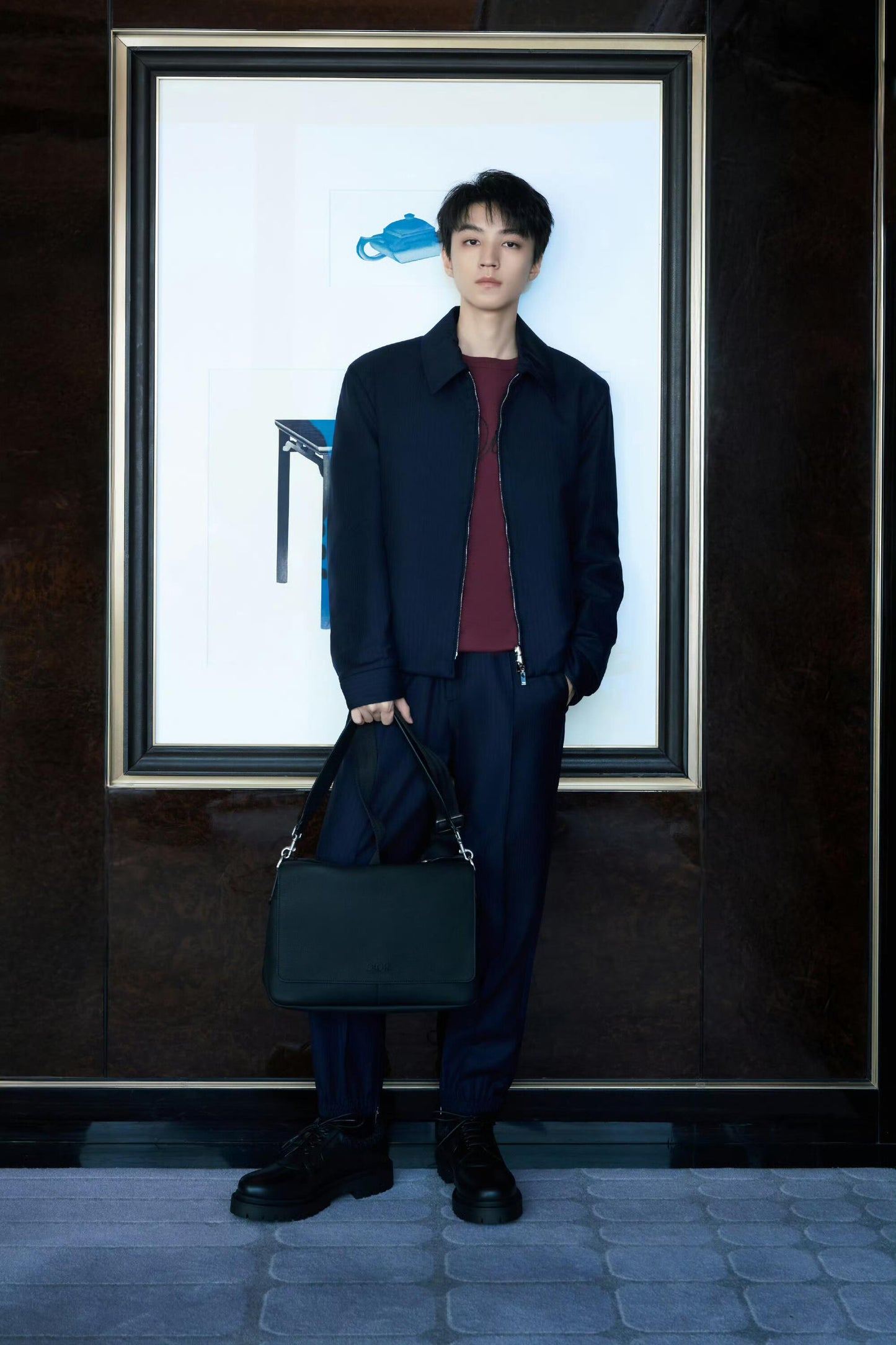 BVG / 디올 반팔티