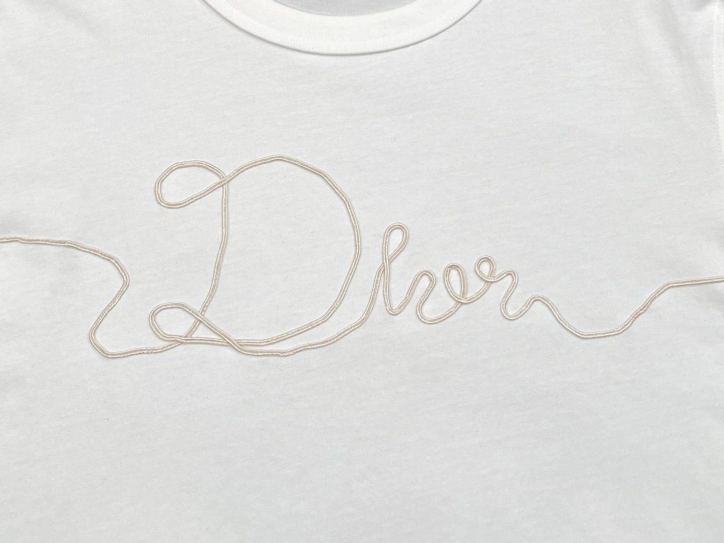 BVG / 디올 반팔티