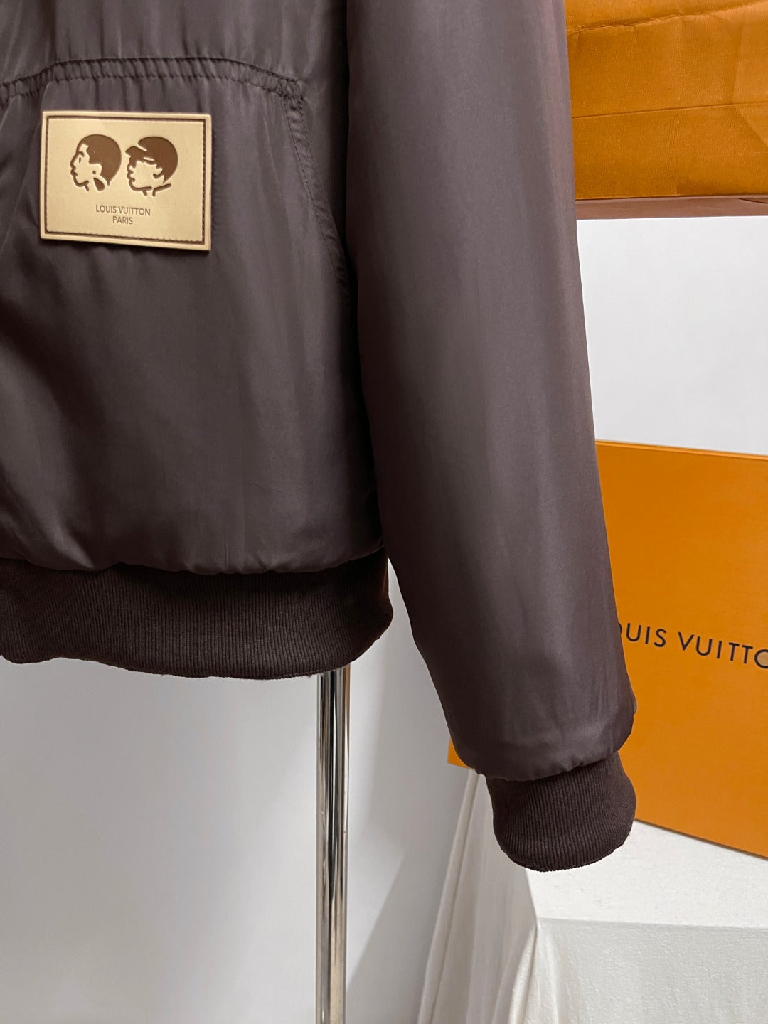 BVG / 루이비통 양면 재킷 코트