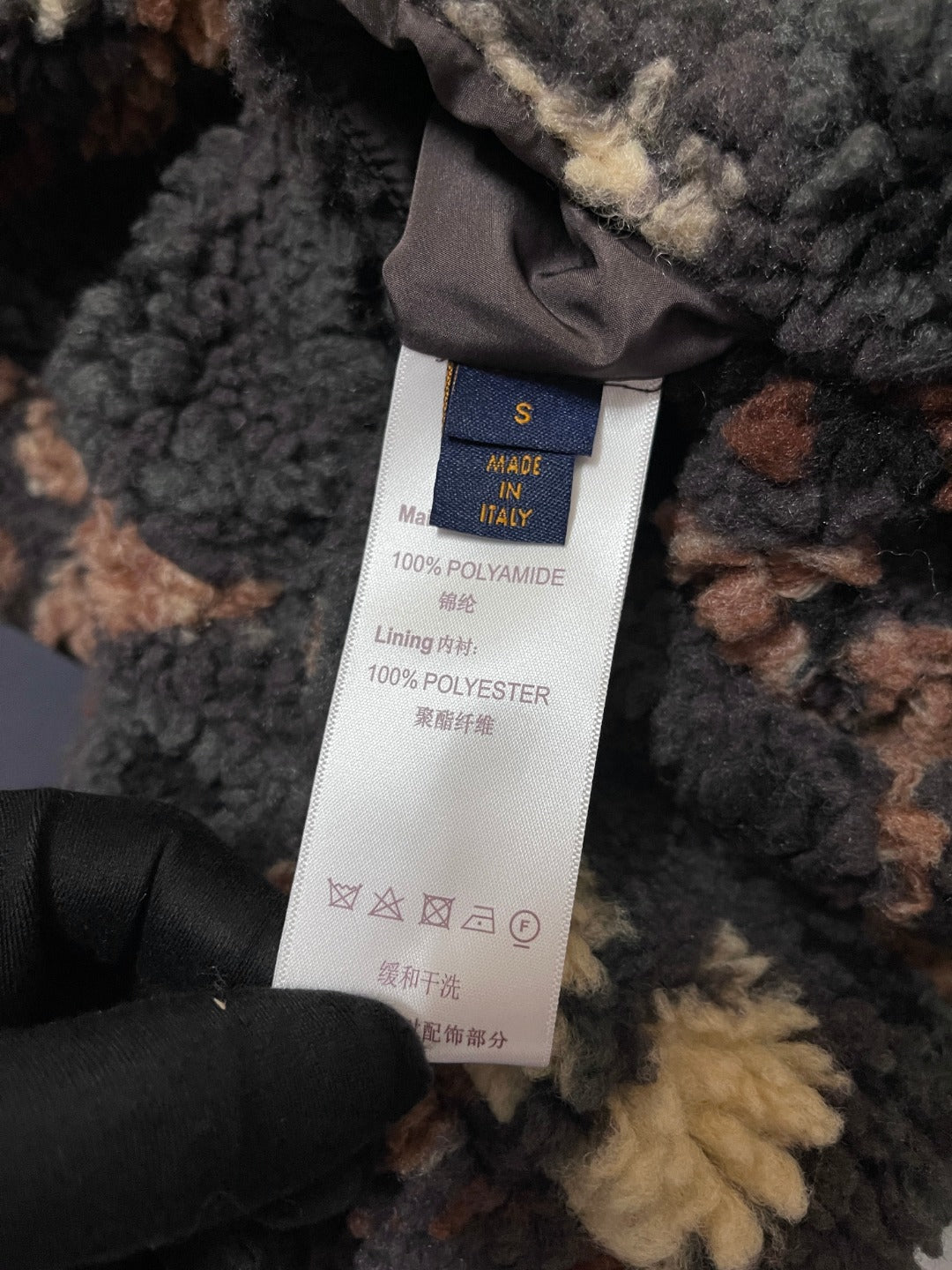 BVG / 루이비통 양면 재킷 코트