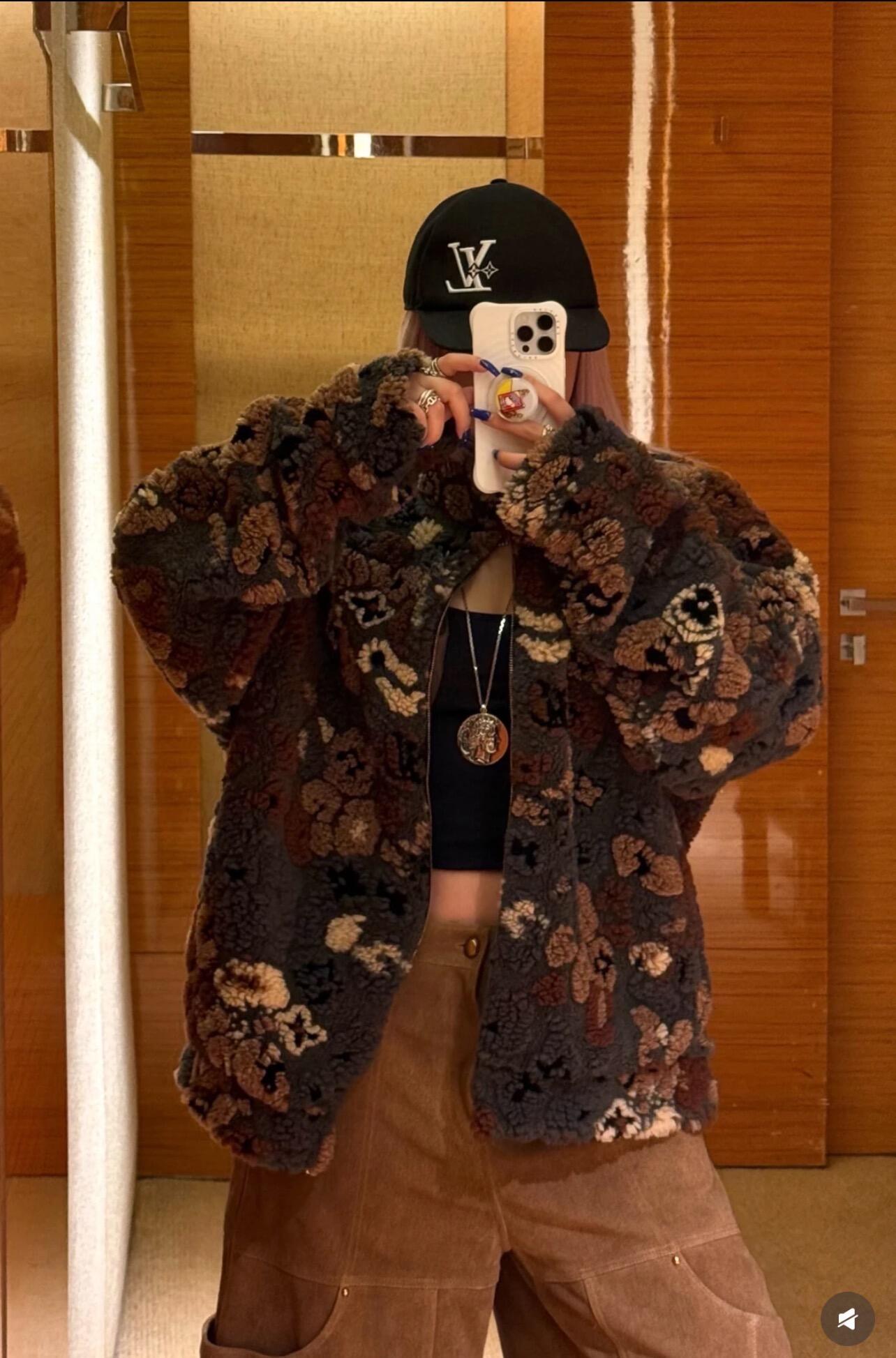 BVG / 루이비통 양면 재킷 코트