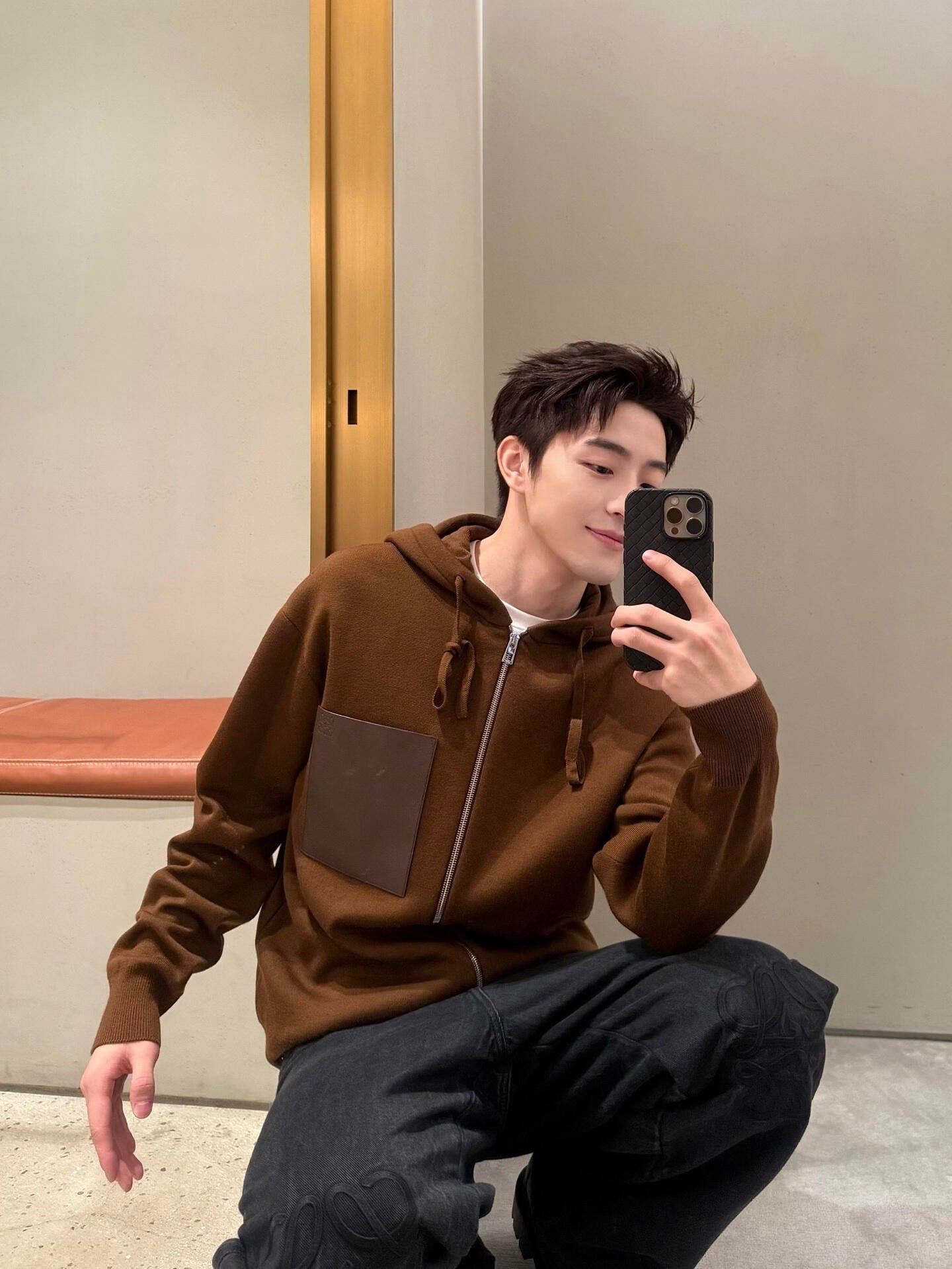 BVG / 로에베 울 후드티