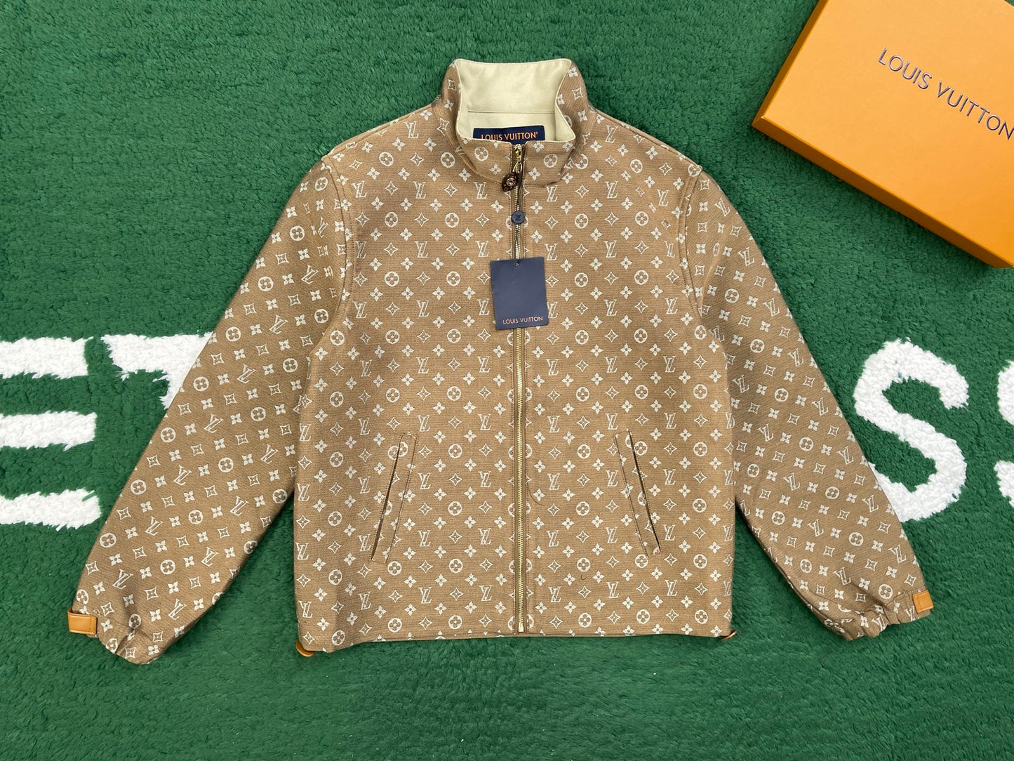 BVG / 루이비통 재킷 코트