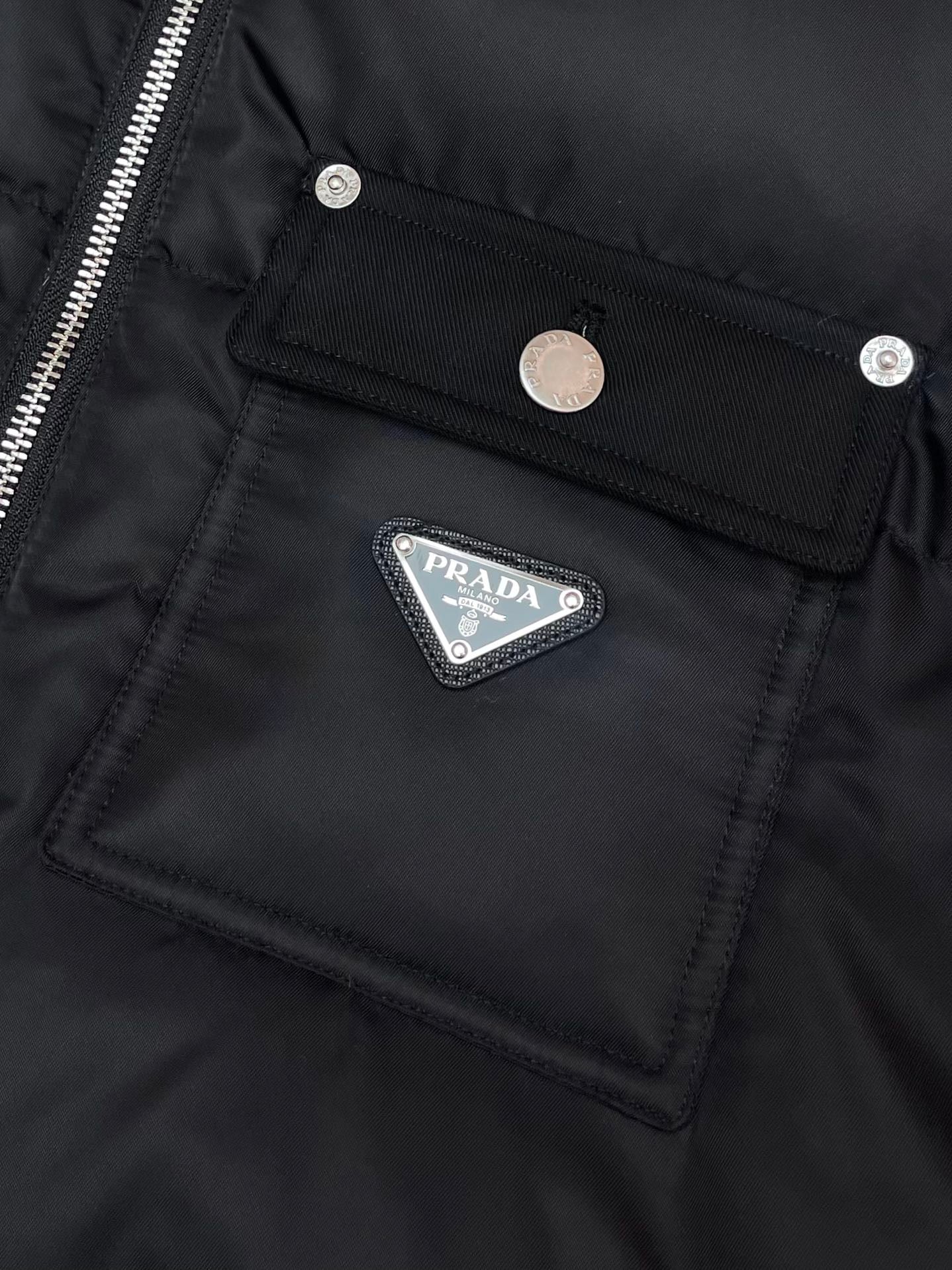 BVG / 프라다 패딩