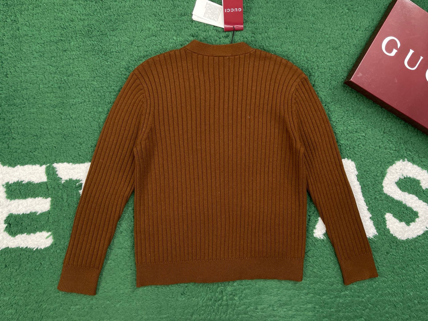 BVG / 구찌 니트 카디건