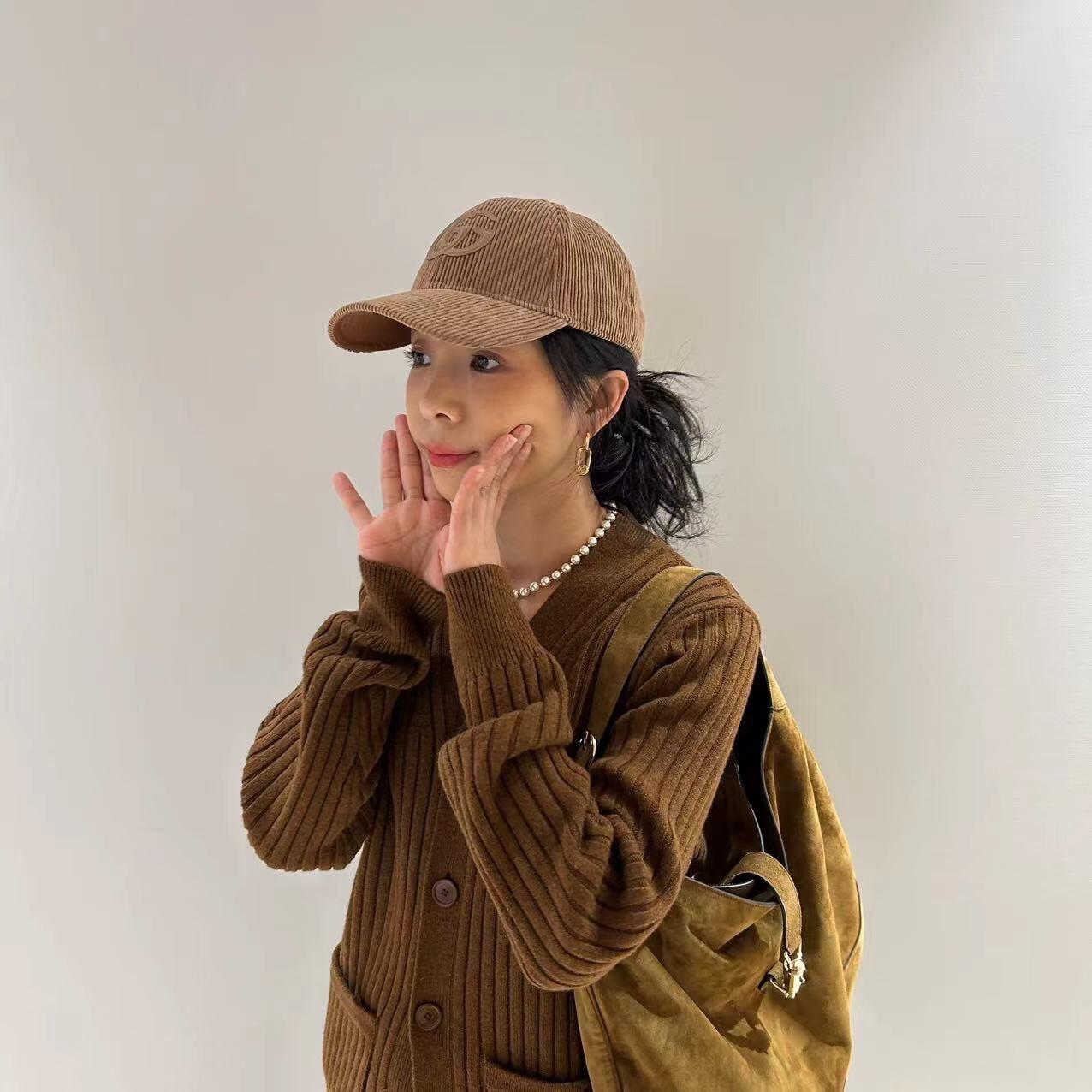 BVG / 구찌 니트 카디건