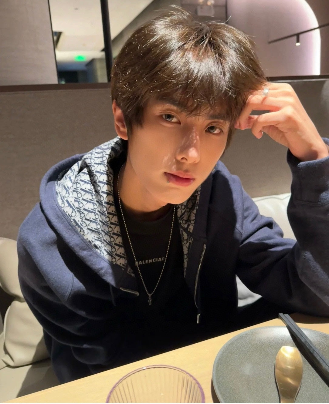 BVG / 디올 니트 코트