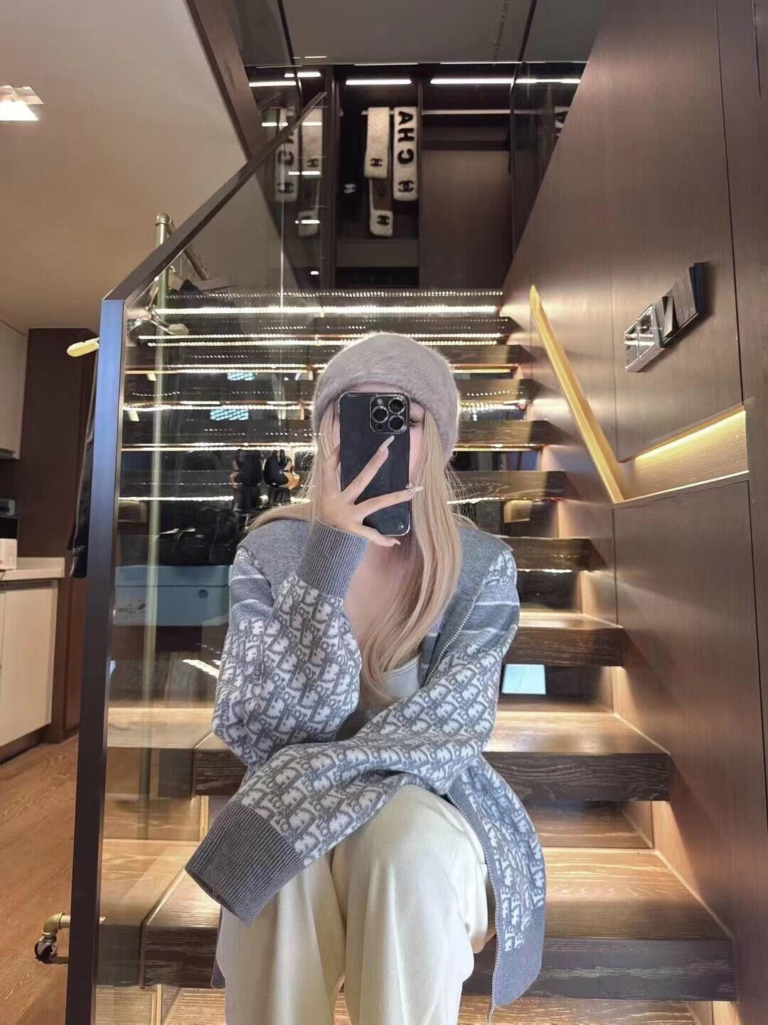 BVG / 디올 양면 코트