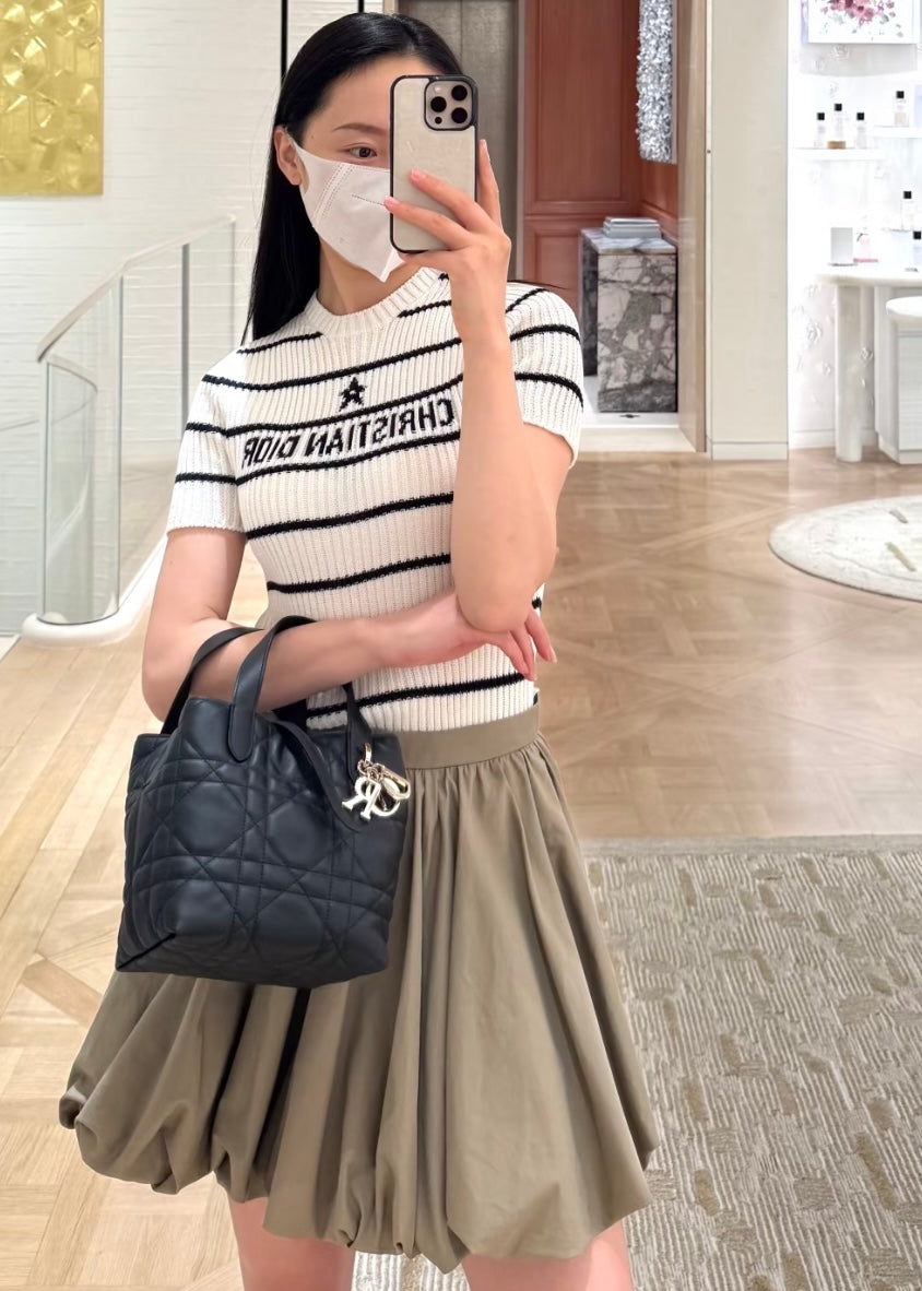 TJ셀러  / 디올  반팔
