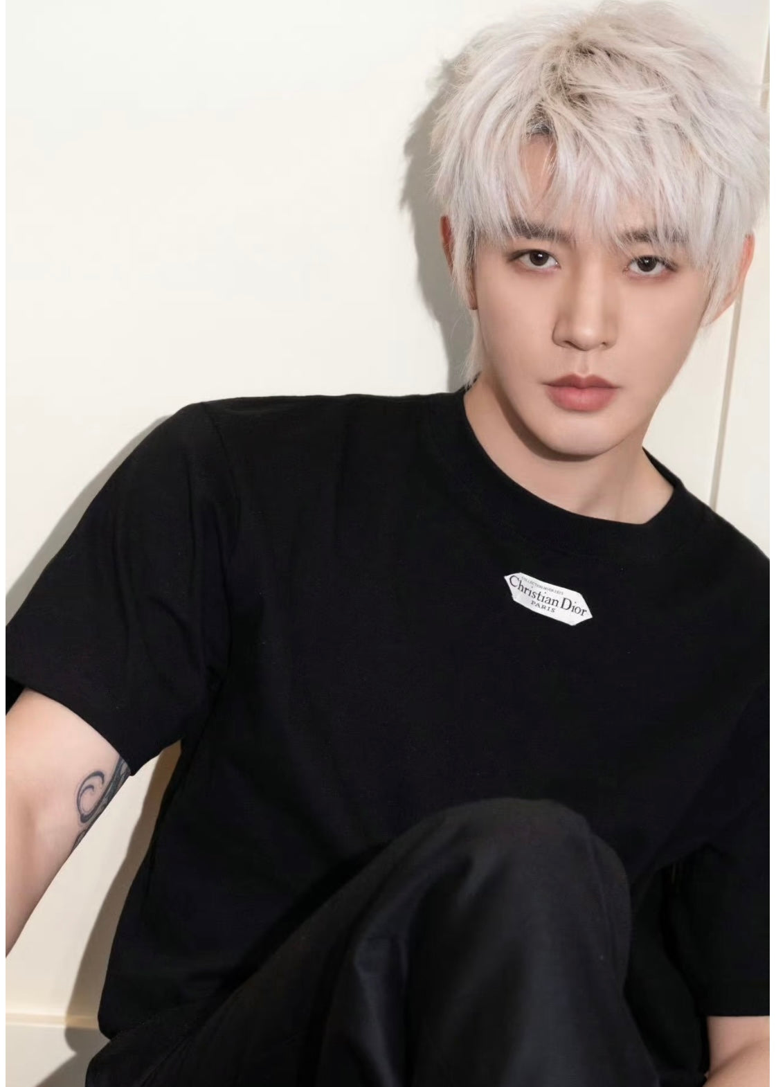 TJ셀러  / 디올 반팔