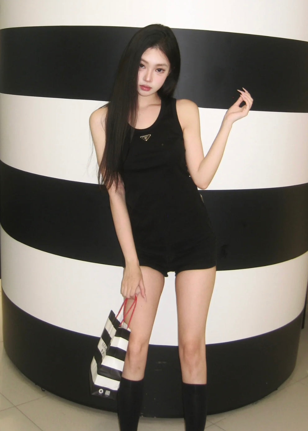 TJ셀러  / 프라다 탱크탑